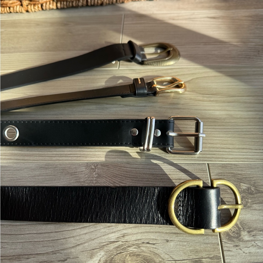 Coach Black Belt with Gold Buckle - Picture 5 of 9